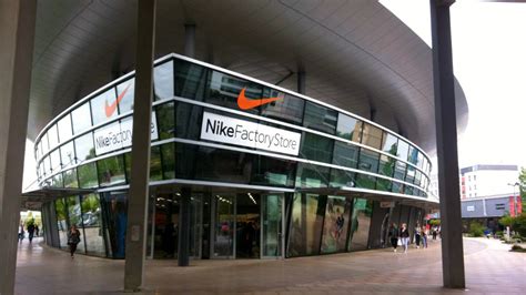 wolfsburg factory outlet stores.